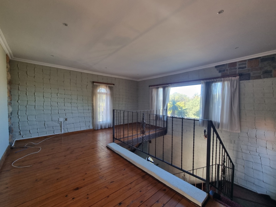 4 Bedroom Property for Sale in Table View Western Cape